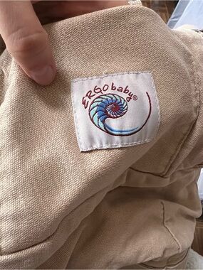 Ergobaby Beige Linen Carrier